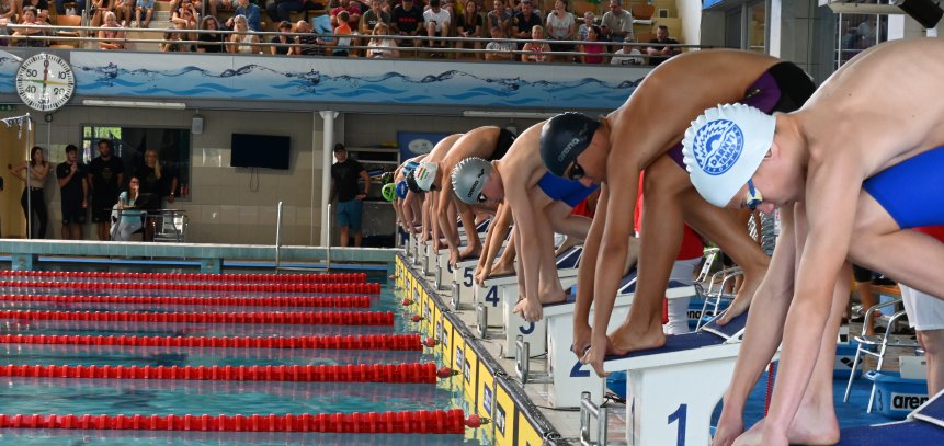 Hód-Fürdő Kft. októberben ismét megtölti a sportuszodát